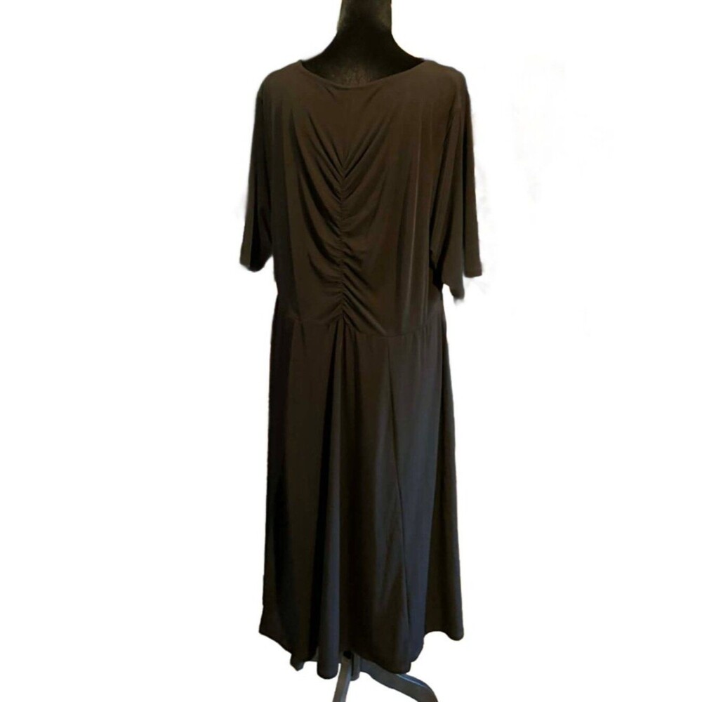 Torrid Ruched Midi Dress - Picture 2 of 4